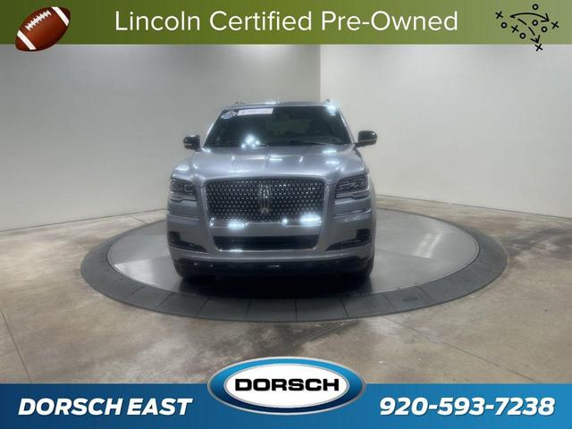 Photo of 2022 Silver Radiance Metallic Clearcoat Lincoln Navigator
