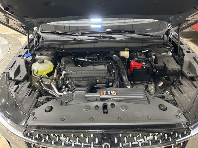 Photo of 2025 Lustrous Gray Metallic Lincoln Nautilus