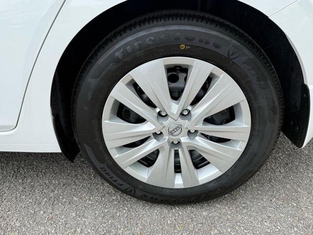 Photo of 2025 Cloud White Nissan Sentra