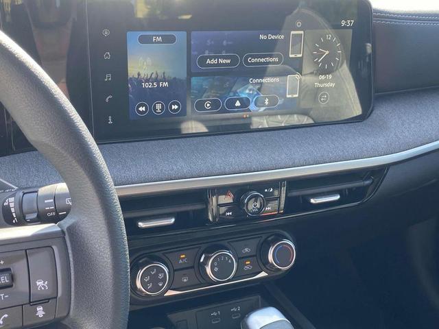 Photo of 2025 Fresh Powder Nissan Kicks
