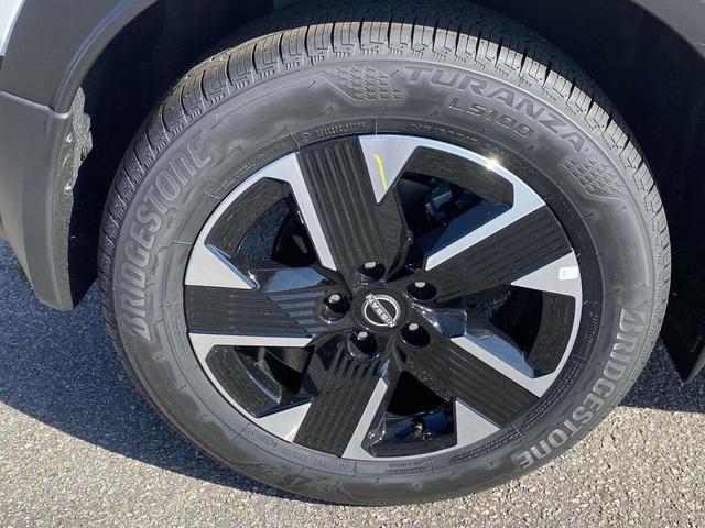 Photo of 2025 Fresh Powder Nissan Kicks