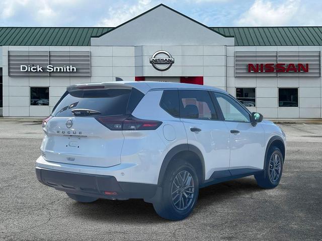 Photo of 2025 Everest White P Nissan Rogue