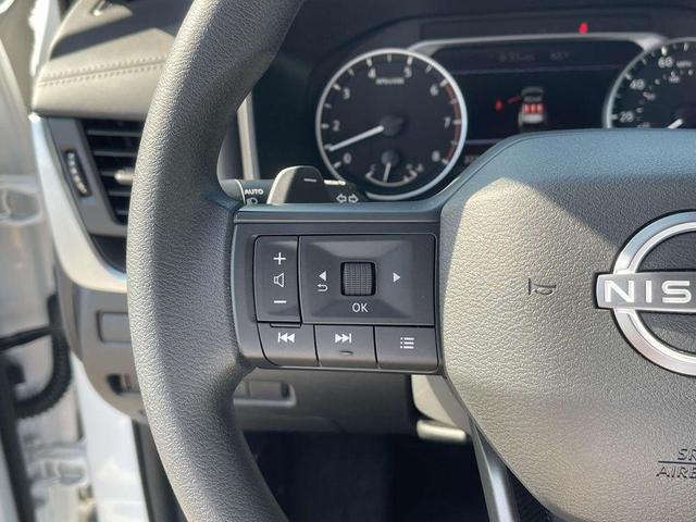 Photo of 2025 Everest White P Nissan Rogue
