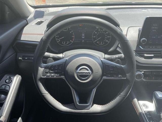 Photo of 2022 Gun Metallic Nissan Altima
