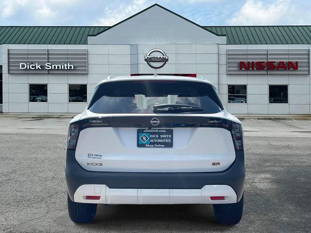 Photo of 2025 Aspen White Tri Nissan Kicks