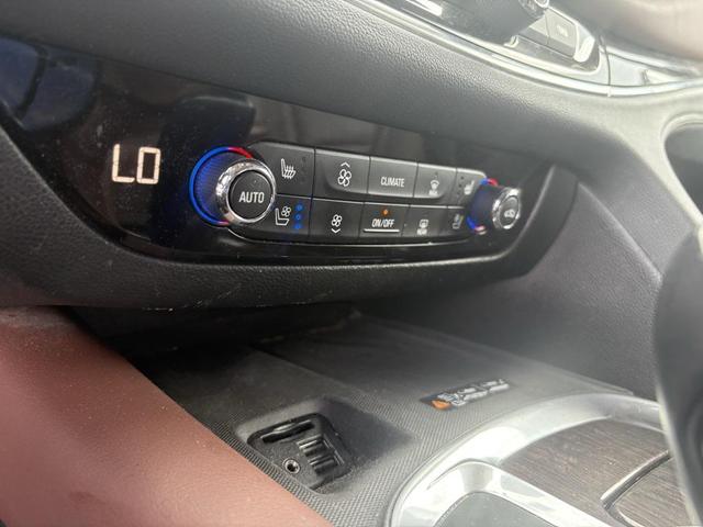 Photo of 2020 Ebony Twilight Metallic Buick Enclave