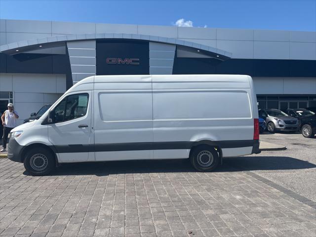 2022 Mercedes-Benz Sprinter 2500