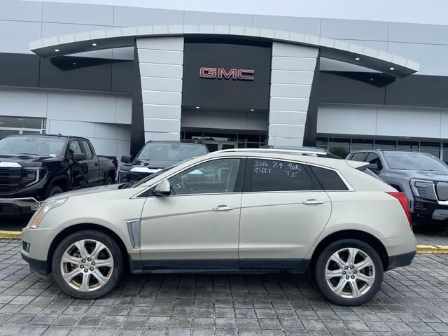 Photo of 2016 Silver Coast Metallic Cadillac SRX