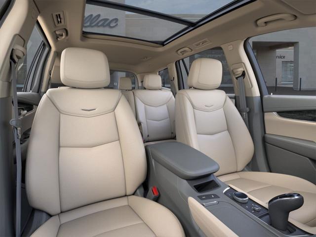 Photo of 2025 Crystal White Tricoat Cadillac XT6