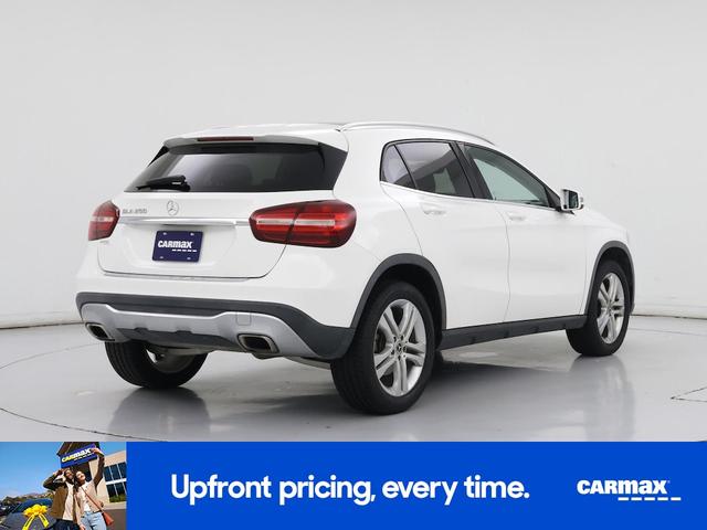Photo of 2020 White Mercedes-Benz GLA 250