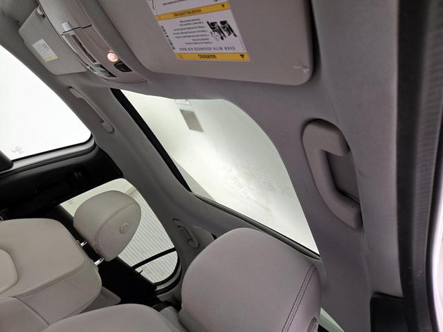 Photo of 2020 White Mercedes-Benz GLA 250