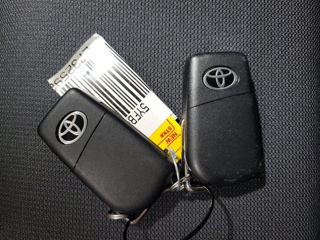 Photo of 2023 White Toyota Corolla