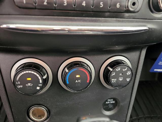 Photo of 2015 Silver Nissan Rogue Select