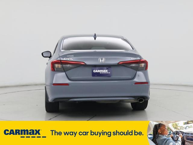 Photo of 2023 Gray Honda Civic