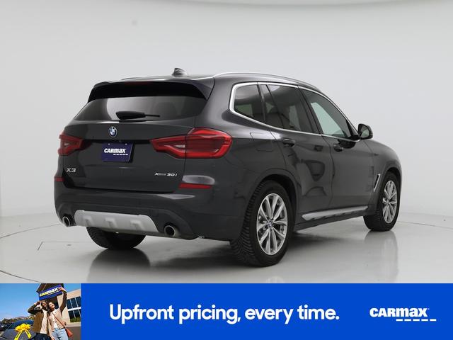 Photo of 2018 Gray BMW X3