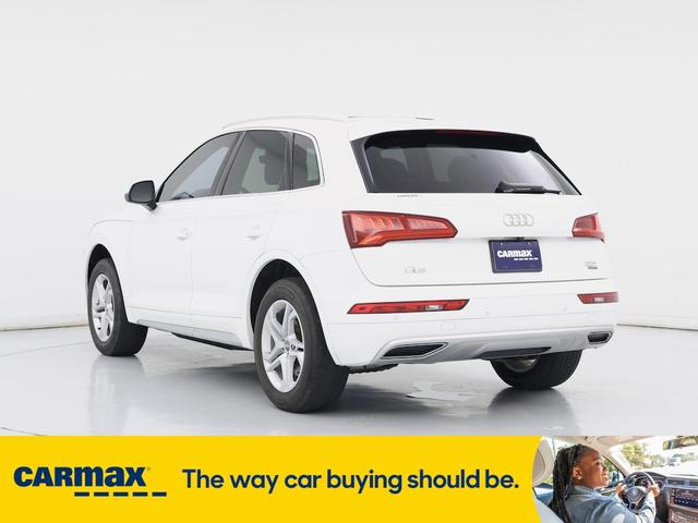 Photo of 2018 White Audi Q5