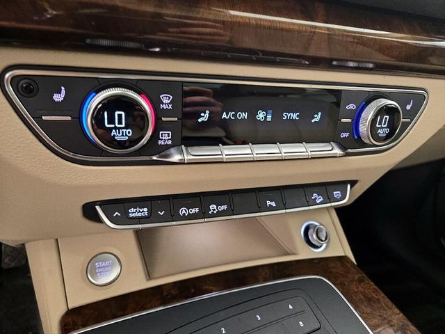 Photo of 2018 White Audi Q5