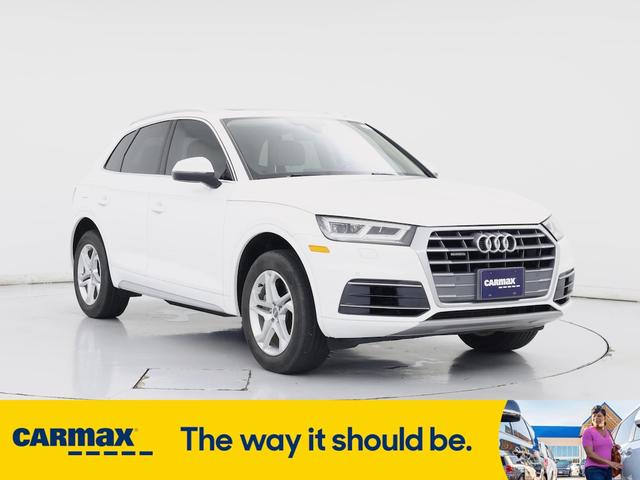 Photo of 2018 White Audi Q5