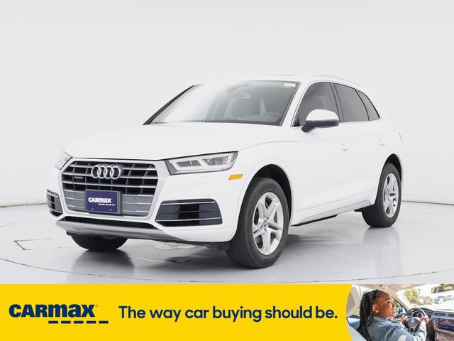Photo of 2018 White Audi Q5