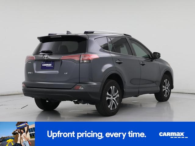 Photo of 2017 Gray Toyota RAV4