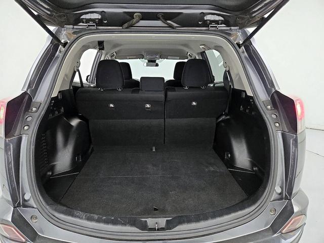 Photo of 2017 Gray Toyota RAV4