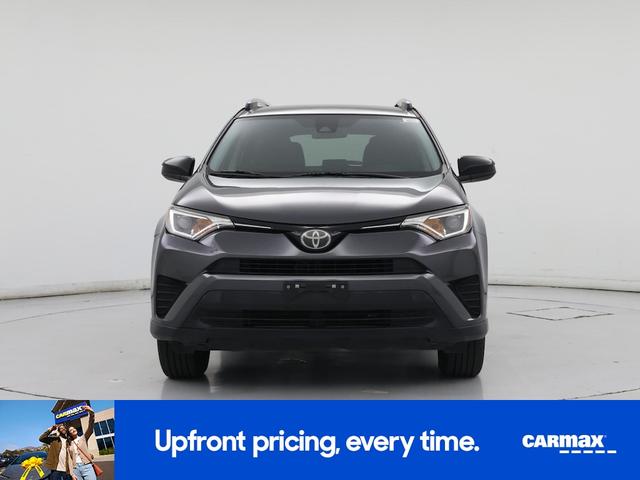 Photo of 2017 Gray Toyota RAV4