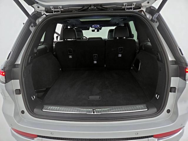 Photo of 2022 Silver Jeep Grand Cherokee