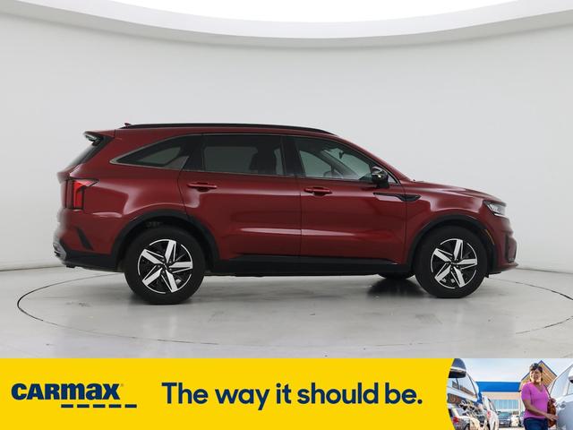 Photo of 2022 Red Kia Sorento
