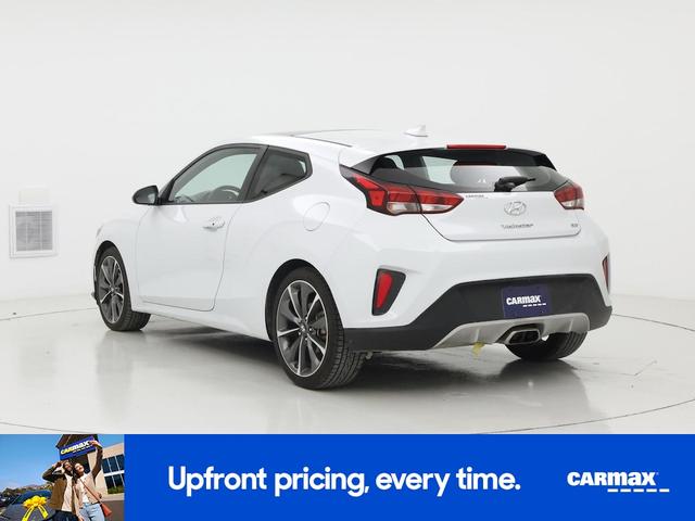 Photo of 2019 White Hyundai Veloster