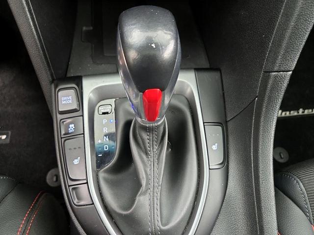 Photo of 2019 White Hyundai Veloster