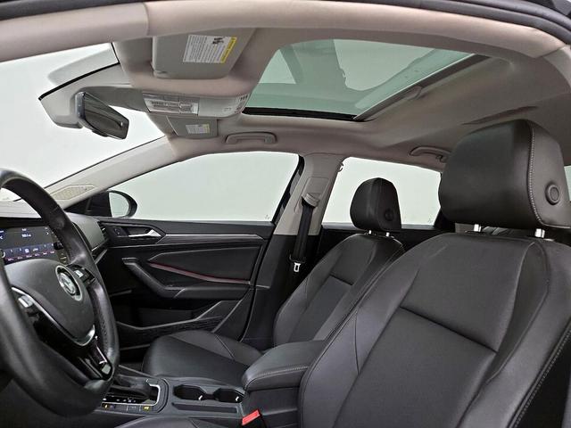 Photo of 2019 Black Volkswagen Jetta