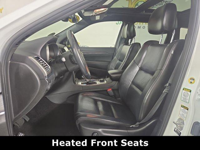 Photo of 2021 Bright White Clearcoat Jeep Grand Cherokee