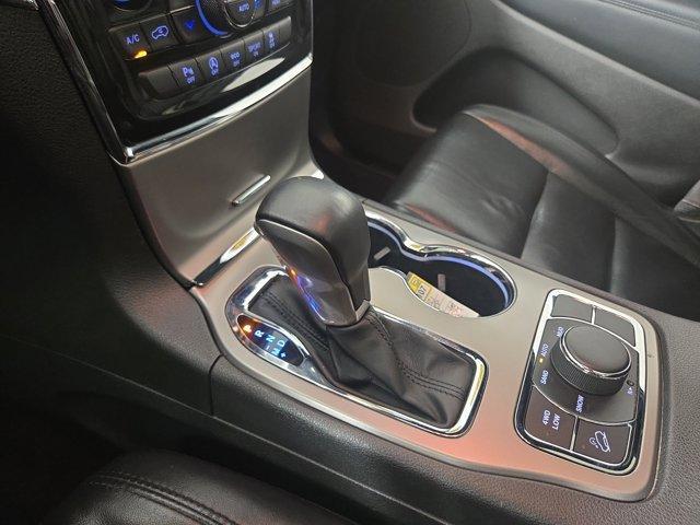 Photo of 2021 Bright White Clearcoat Jeep Grand Cherokee