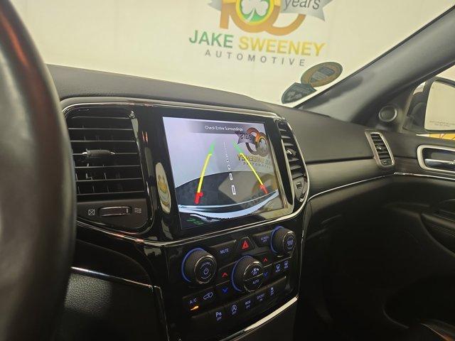 Photo of 2021 Bright White Clearcoat Jeep Grand Cherokee
