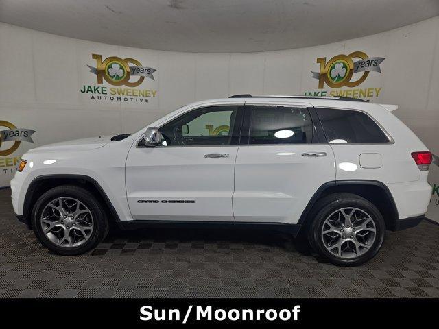 Photo of 2021 Bright White Clearcoat Jeep Grand Cherokee