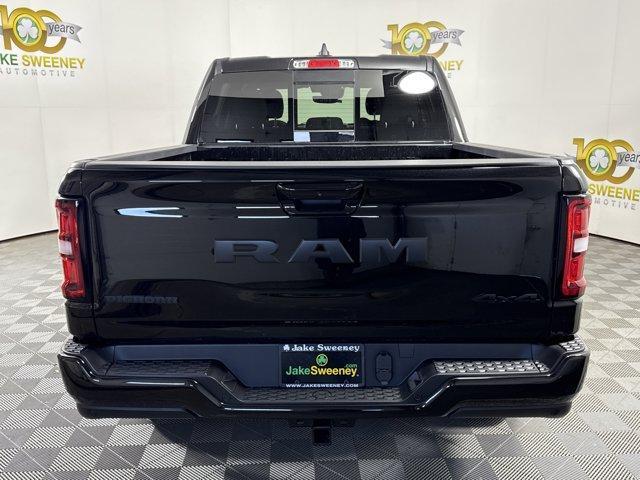 Photo of 2025 Diamond Black RAM 1500