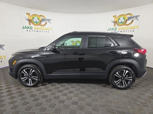Photo of 2023 Mosaic Black Metallic Chevrolet Trailblazer