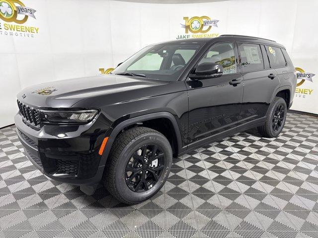 Photo of 2025 Diamond Black Jeep Grand Cherokee L