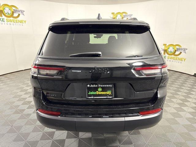 Photo of 2025 Diamond Black Jeep Grand Cherokee L