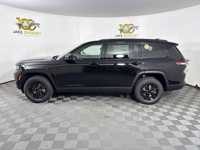 Photo of 2025 Diamond Black Jeep Grand Cherokee L