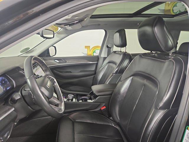 Photo of 2021 Diamond Black Jeep Grand Cherokee L