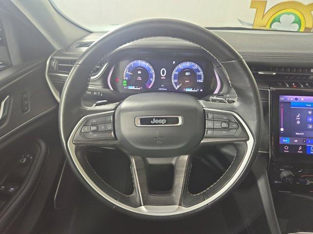 Photo of 2021 Diamond Black Jeep Grand Cherokee L