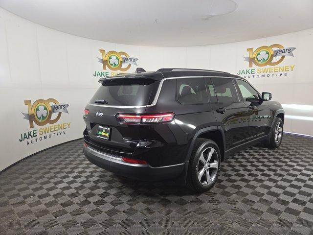 Photo of 2021 Diamond Black Jeep Grand Cherokee L