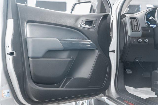Photo of 2018 Silver Ice Metallic Chevrolet Colorado