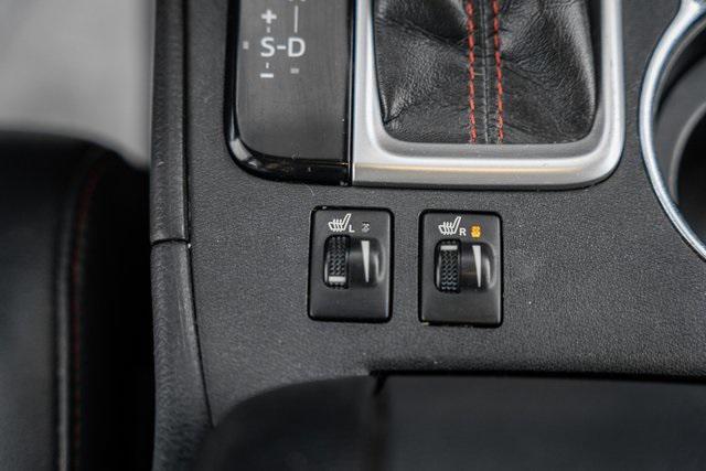 Photo of 2019 Salsa Red Pearl Toyota Highlander