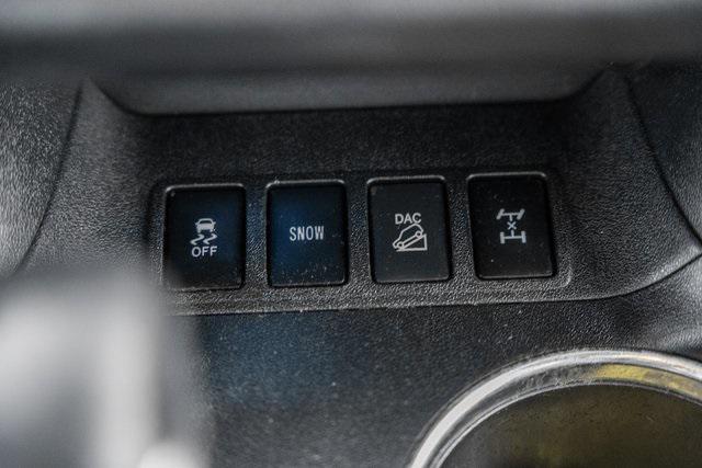 Photo of 2019 Salsa Red Pearl Toyota Highlander