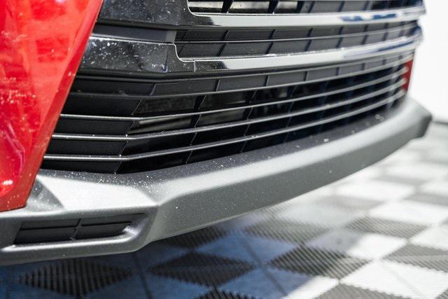 Photo of 2019 Salsa Red Pearl Toyota Highlander