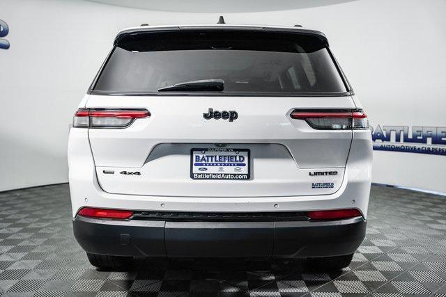 Photo of 2022 Bright White Clearcoat Jeep Grand Cherokee L