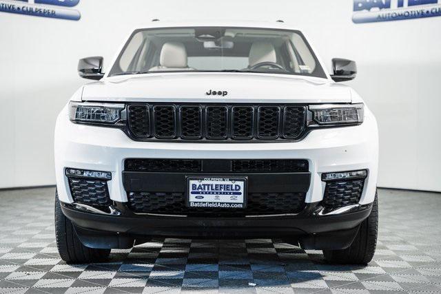 Photo of 2022 Bright White Clearcoat Jeep Grand Cherokee L