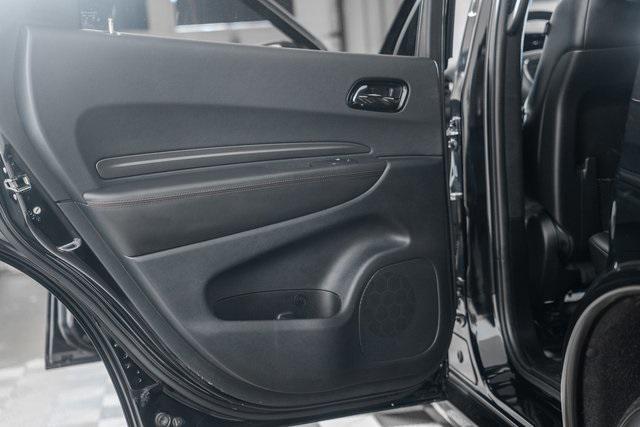 Photo of 2024 DB Black Crystal Clearcoat Dodge Durango